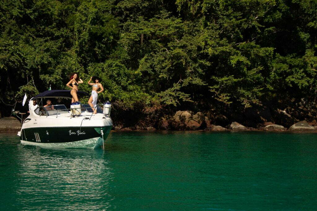 HUM_7289(1)-compressed